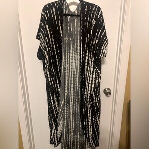 💙Patterned Floor Length Cover & Kimono